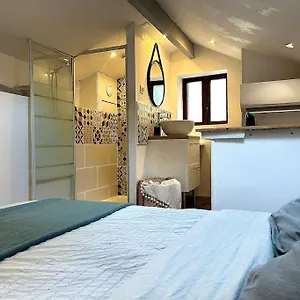 Petite Maison Atypique A Villa